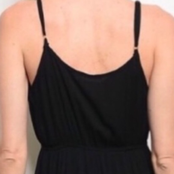 BLACK SLEEVELESS TASSEL TIE MAXI DRESS - Picture 2 of 7